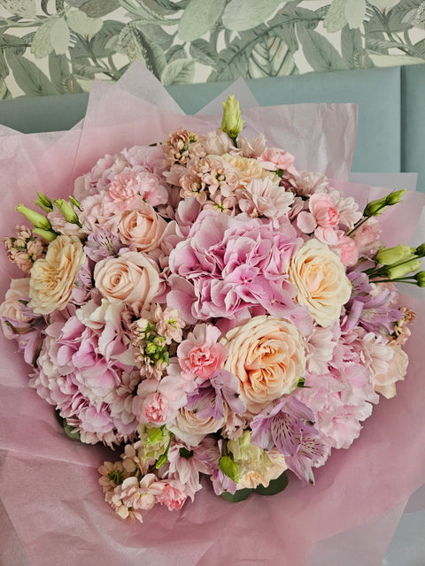 Hydrangea Sugar Candy Rose Bouquet