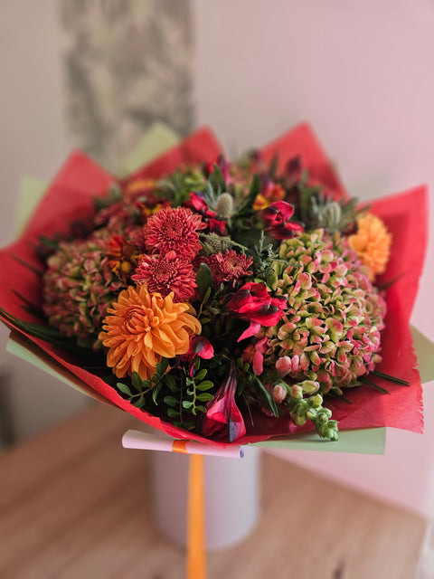 Kytice dle výběru floristy s hortenzií