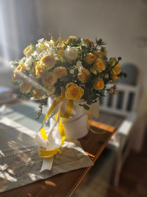 Monochrome Flowerbox Yellow