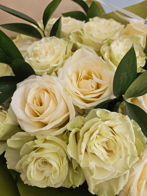 White Rose Boquet