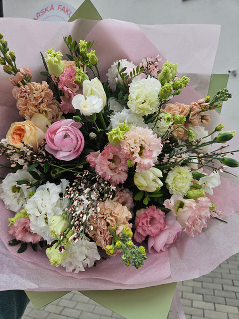 Garden Romantic Bouquet