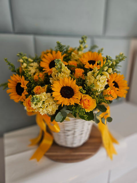 Monochrome Flowerbox Yellow