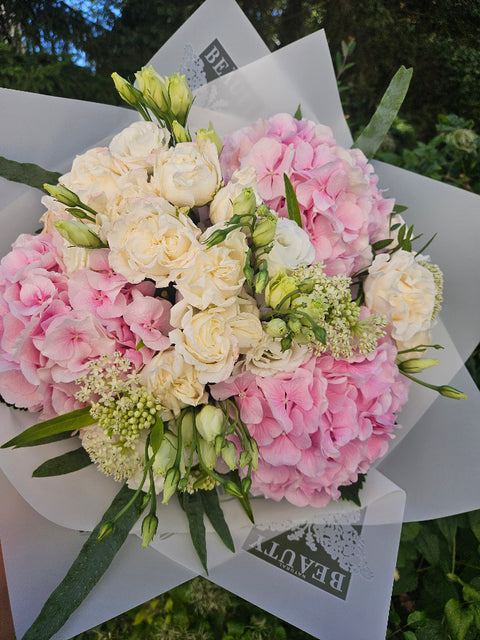Hydrangea Sugar Candy Rose Bouquet