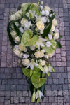 Funeral Flowers // One-colour Teardrop