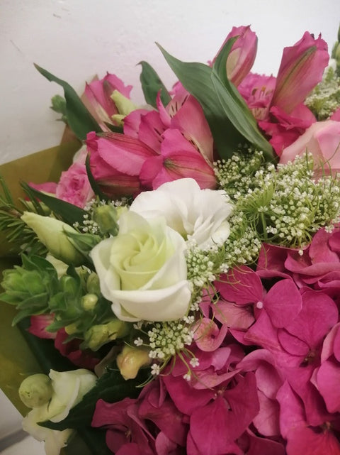 Hydrangea Cherry Queen Bouquet